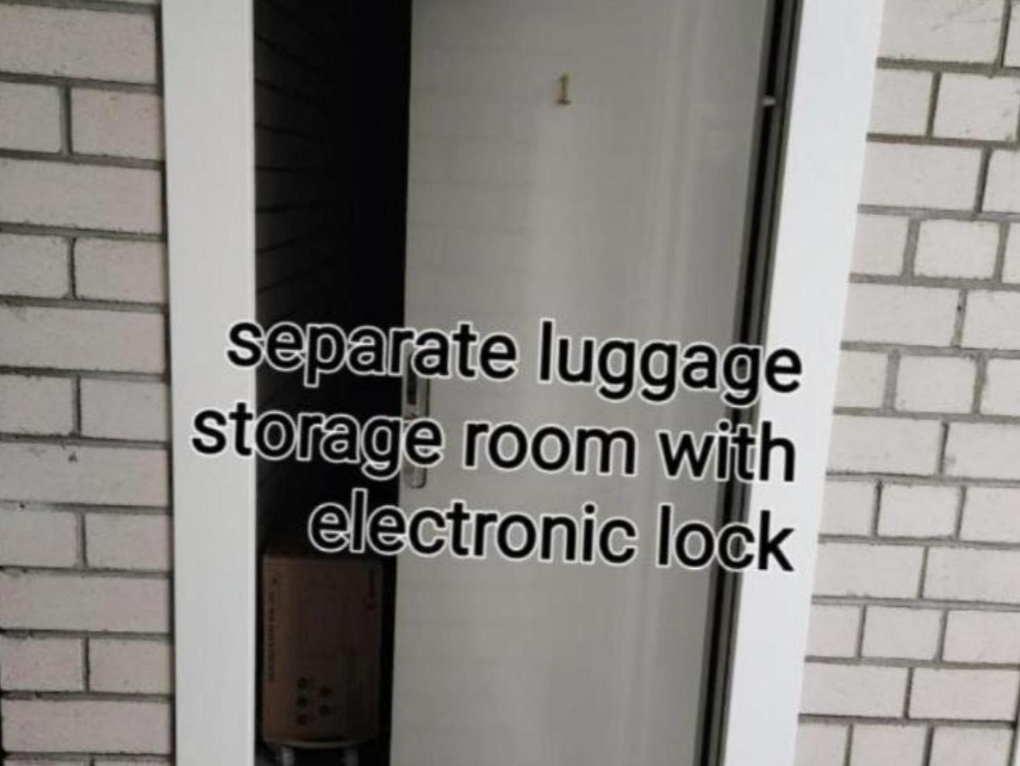 Happy Inn Studio Historic Center, Self Check-In, Ac, Parking In The Undergrnd Garage, VNO Kültér fotó